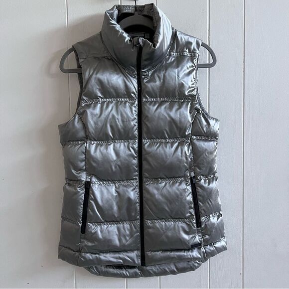 ATHLETA Responsible Down Arch Goose Down Puffer Vest Metallic Silver - Picture 3 of 12